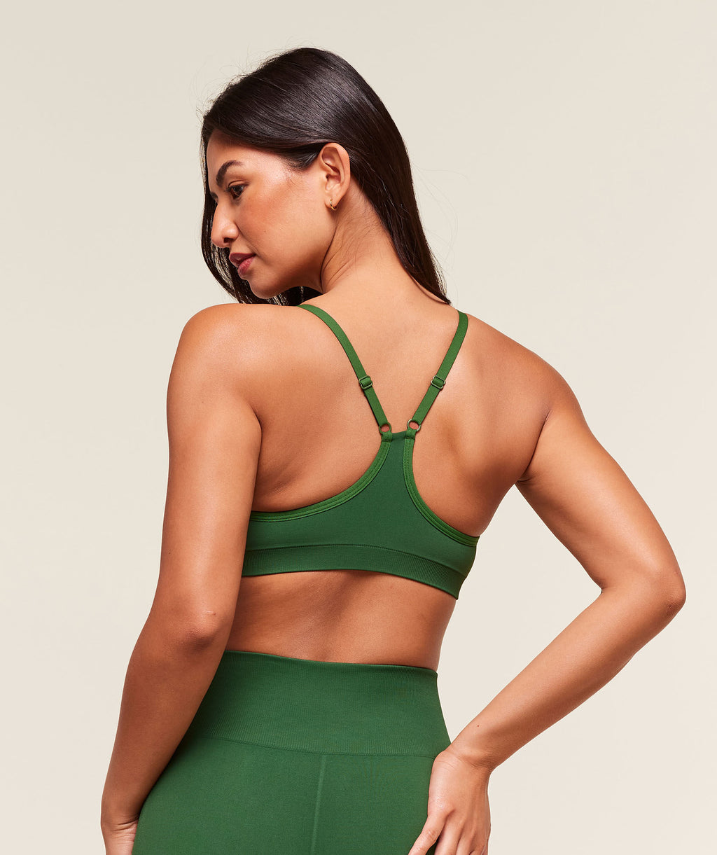 Everyday Seamless Racerback Sports Bra