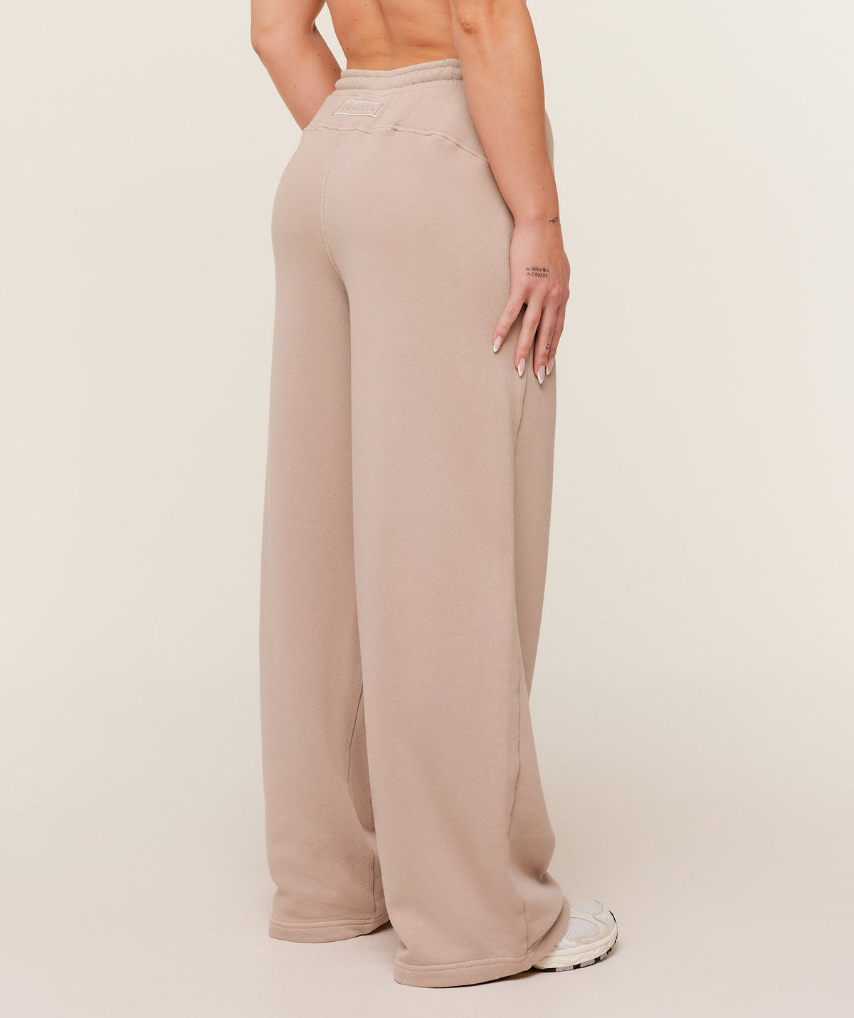 Pump Straight Leg Pant