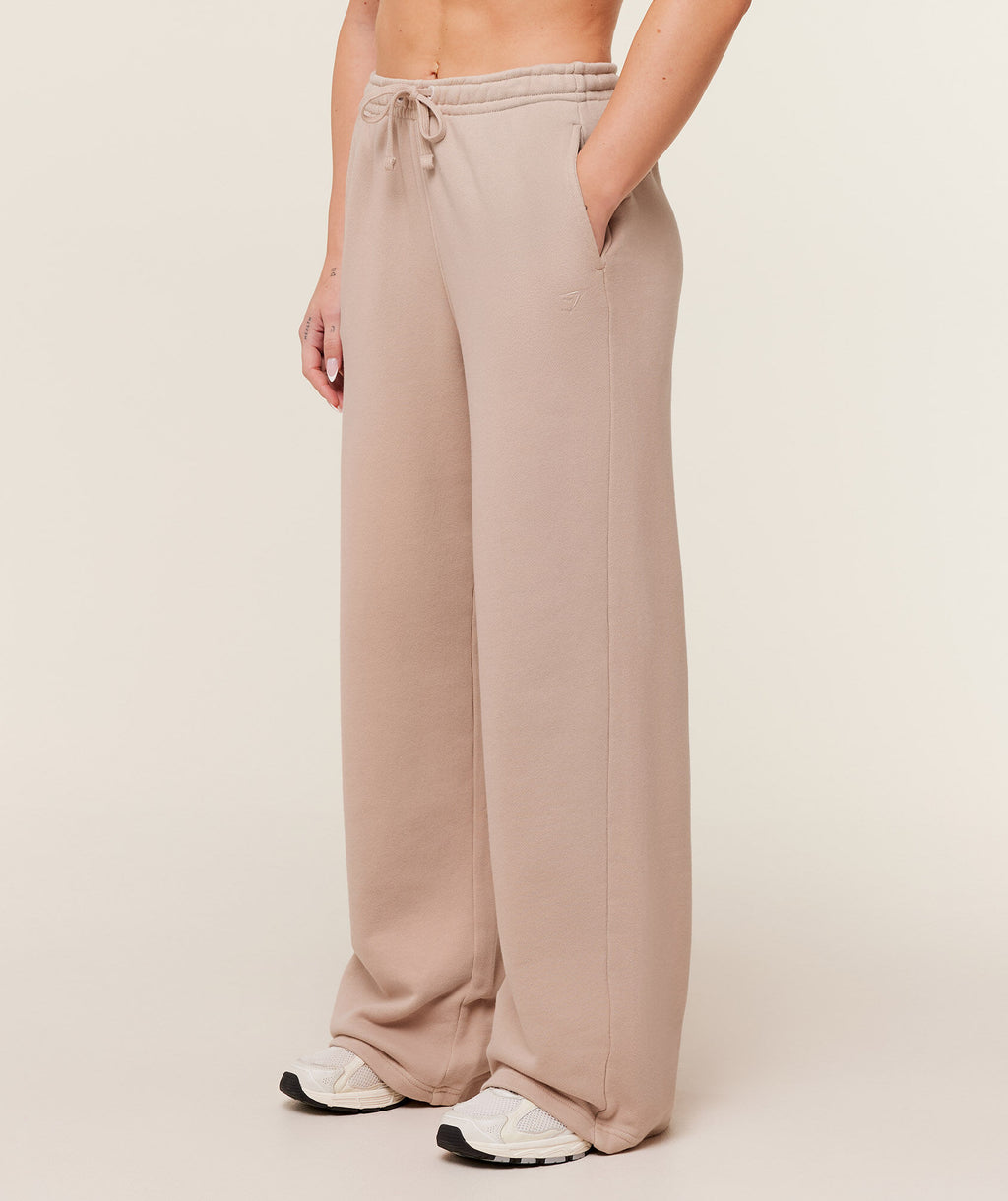 Pump Straight Leg Pant