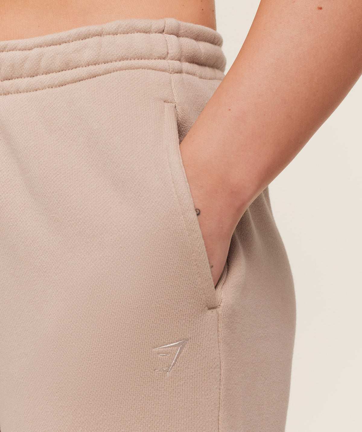 Pump Straight Leg Pant