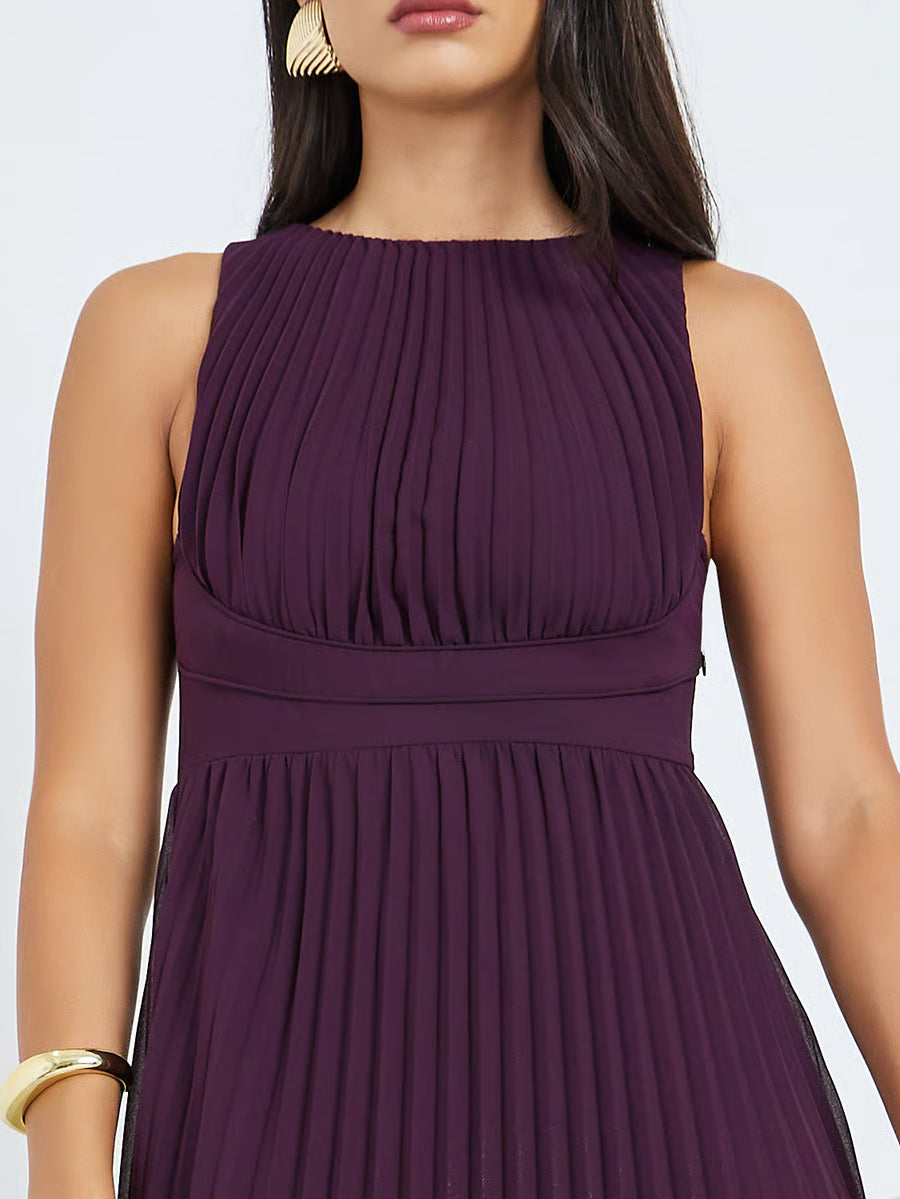 Maroon Pleated Sleeveless Maxi Dress