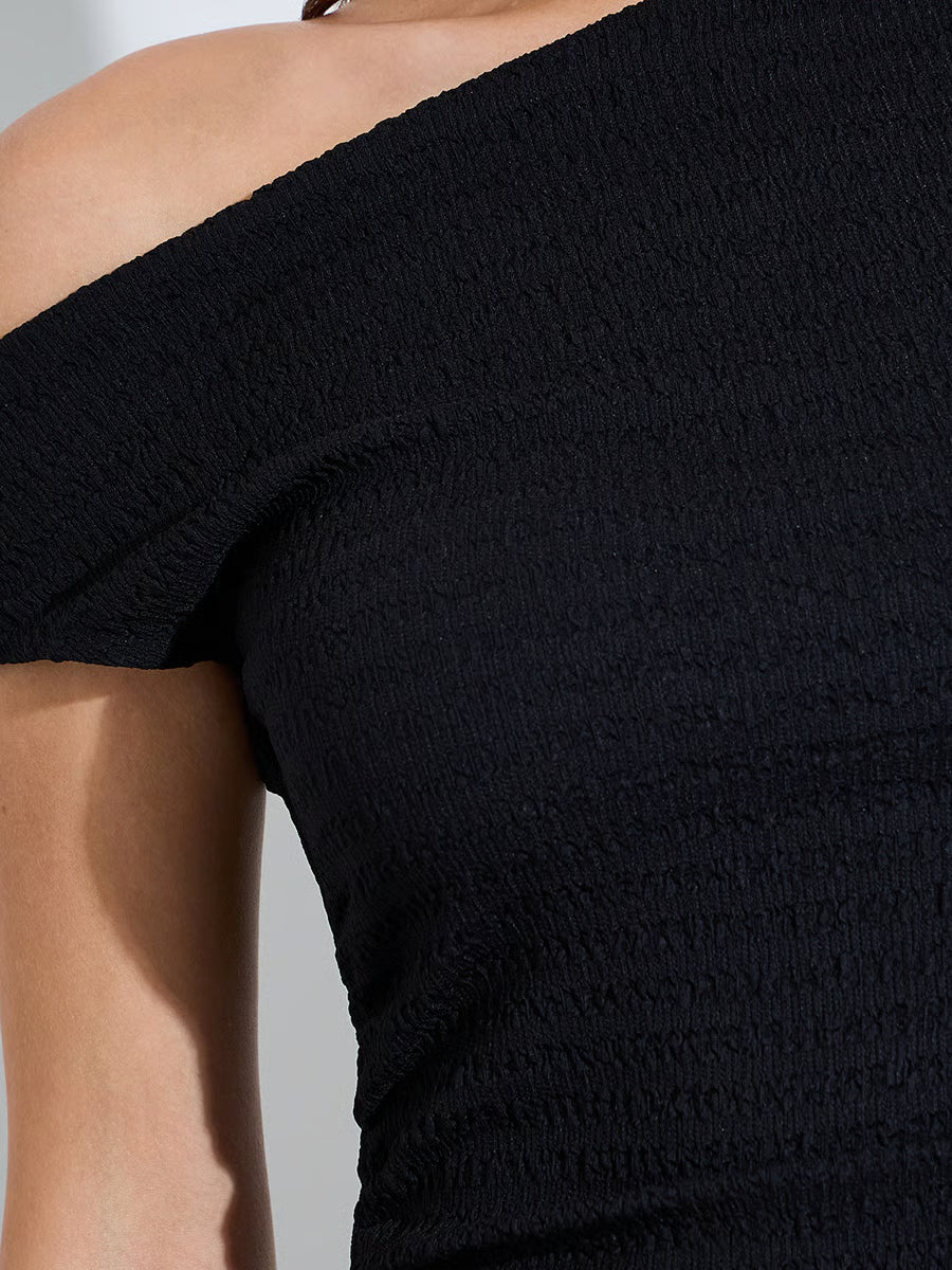 Black Solid Asymmetric Neck Bodycon Midi Dress