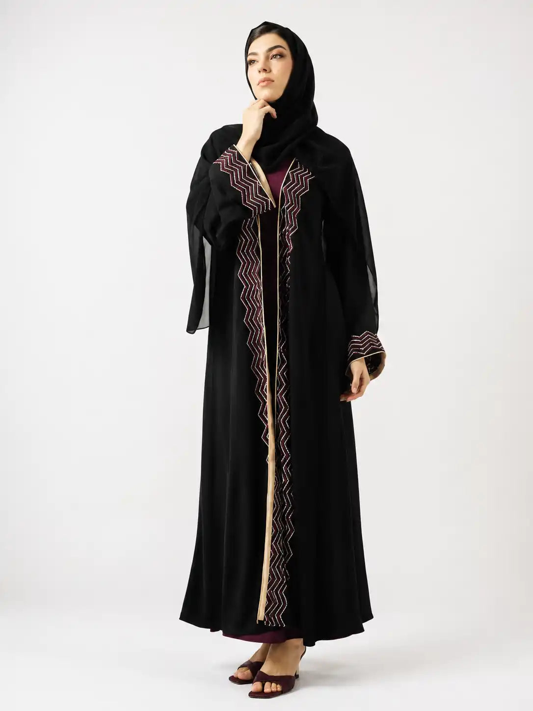 Elegant Embroidered Open Abaya Set – Black & Maroon