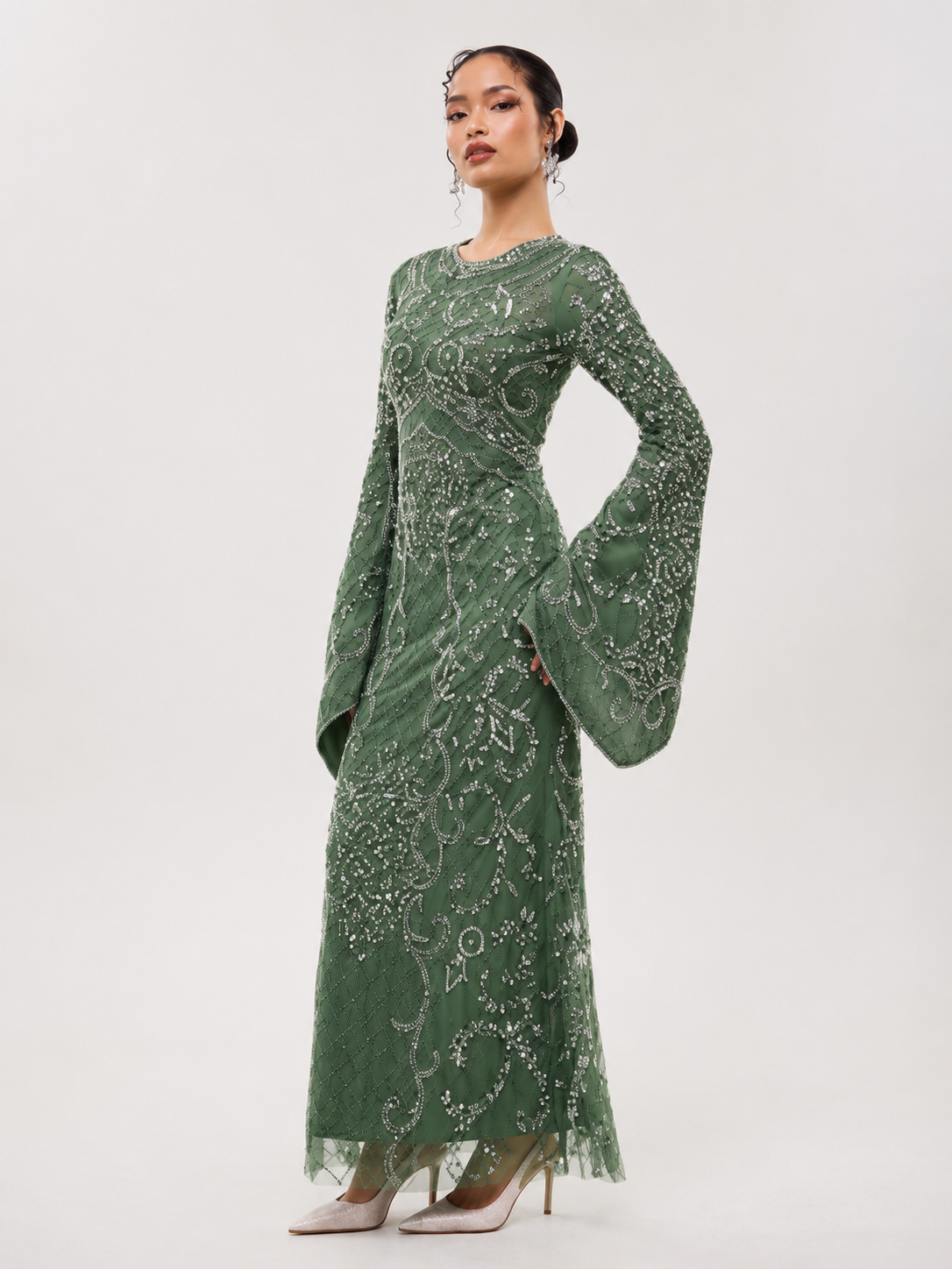 Green Sequined & Beaded Flared Sleeves Straight Women's Evening Maxi Dress