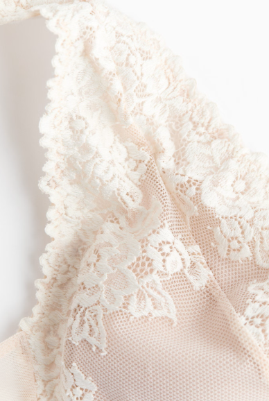 Padded soft lace bra